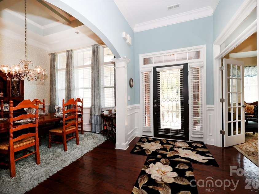 2217 Chapel Gate Drive, Rock Hill, SC 29732.  MLS# CAR4340623, YatesRealty ID 22593. Foyer