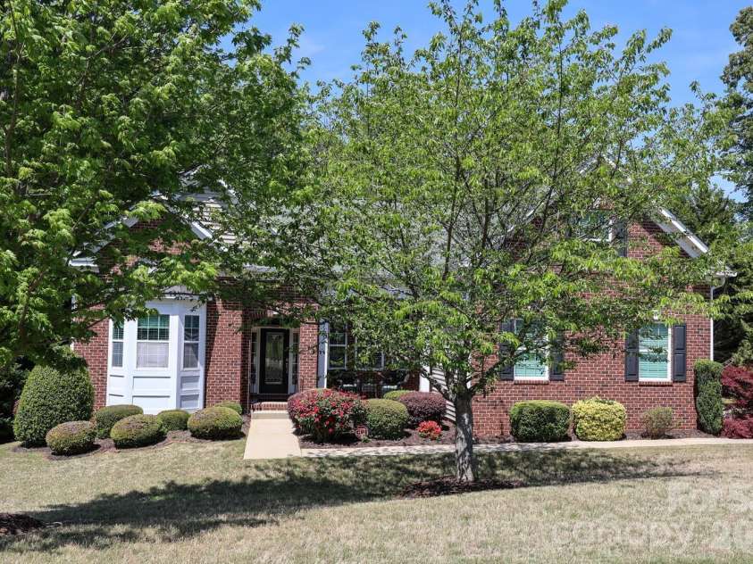 2217 Chapel Gate Drive, Rock Hill, SC 29732.  MLS# CAR4340623, YatesRealty ID 22593. FRONT