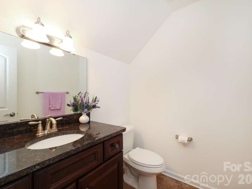 2217 Chapel Gate Drive, Rock Hill, SC 29732.  MLS# CAR4340623, YatesRealty ID 22593. HALF BATH OVER GARAGE