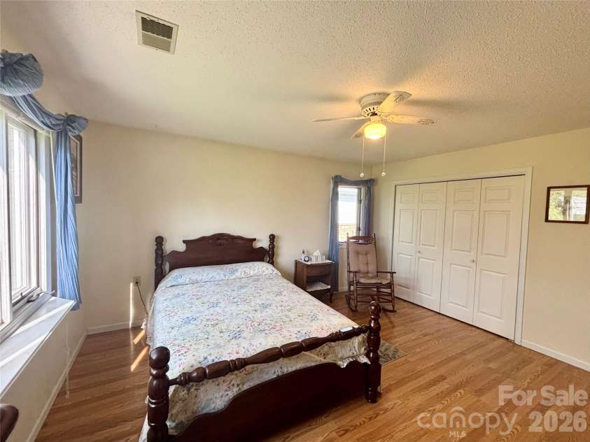 3 Wintry Drive, Hendersonville, NC 28792.  MLS# CAR4370347, YatesRealty ID 22594. 