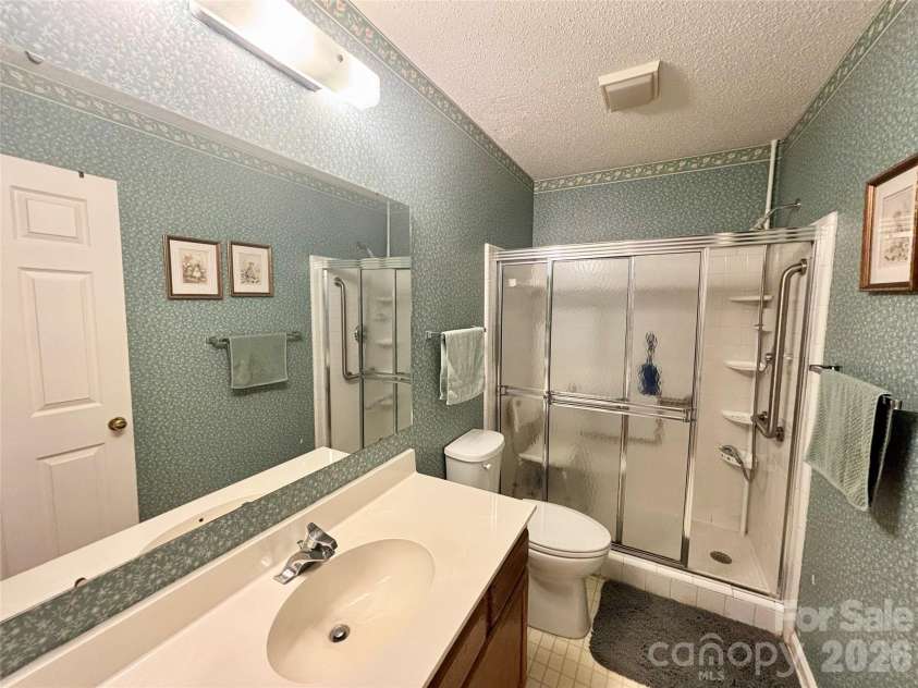 3 Wintry Drive, Hendersonville, NC 28792.  MLS# CAR4370347, YatesRealty ID 22594. 