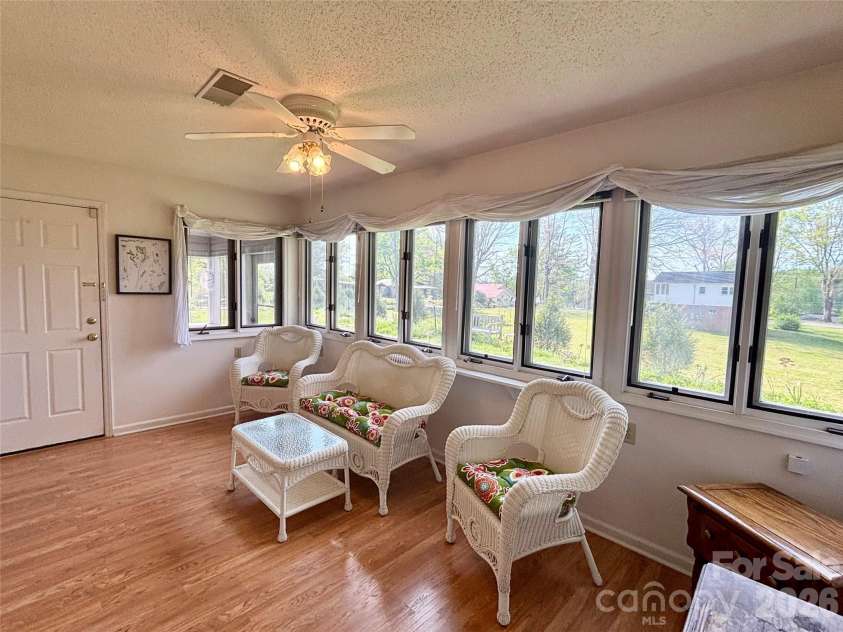 3 Wintry Drive, Hendersonville, NC 28792.  MLS# CAR4370347, YatesRealty ID 22594. 