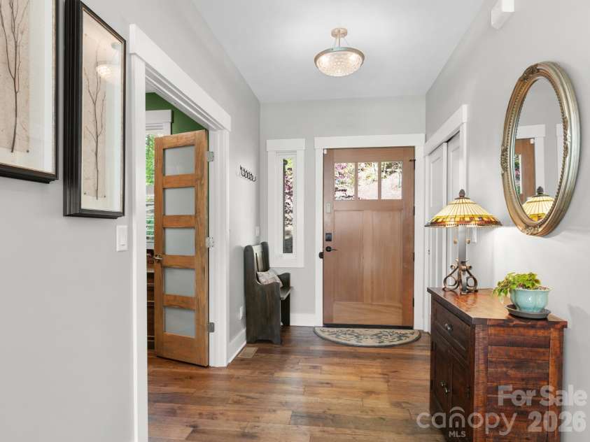 199 Garnet Way, Hendersonville, NC 28791.  MLS# CAR4372547, YatesRealty ID 22596. 