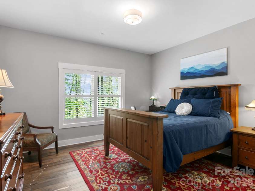 199 Garnet Way, Hendersonville, NC 28791.  MLS# CAR4372547, YatesRealty ID 22596. 