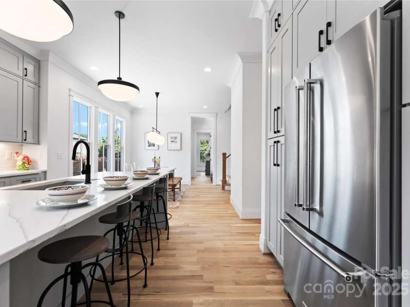 419 Solomon Street, Charlotte, NC 28216.  MLS# CAR4275427, YatesRealty ID 22597. 
