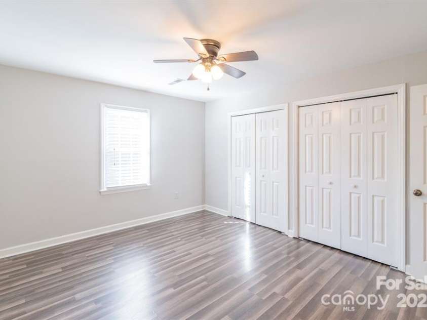 3921 Bon Rea Drive, Charlotte, NC 28226.  MLS# CAR4260621, YatesRealty ID 22598. 