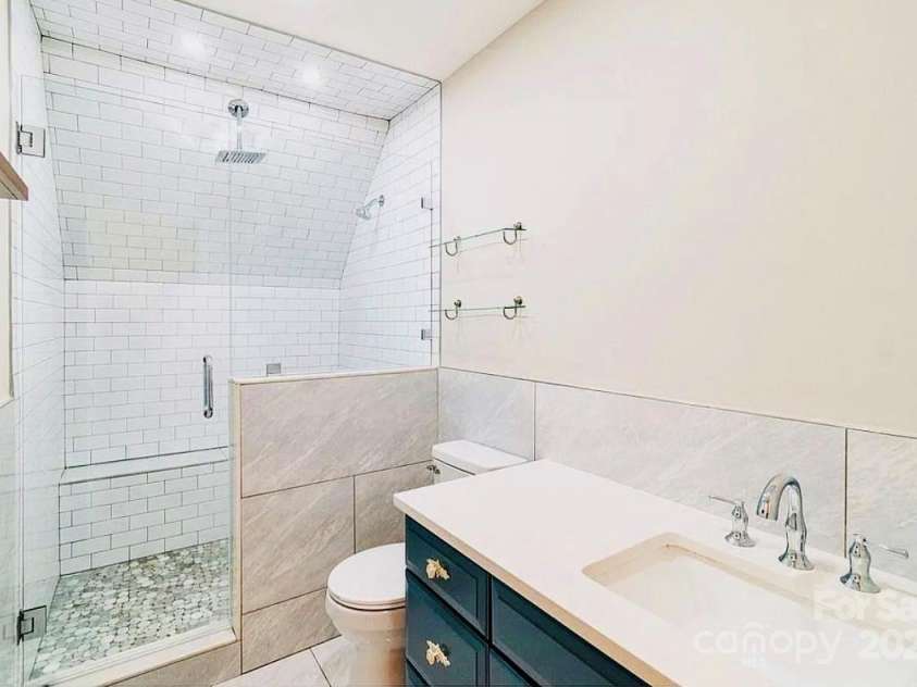 3921 Bon Rea Drive, Charlotte, NC 28226.  MLS# CAR4260621, YatesRealty ID 22598. 