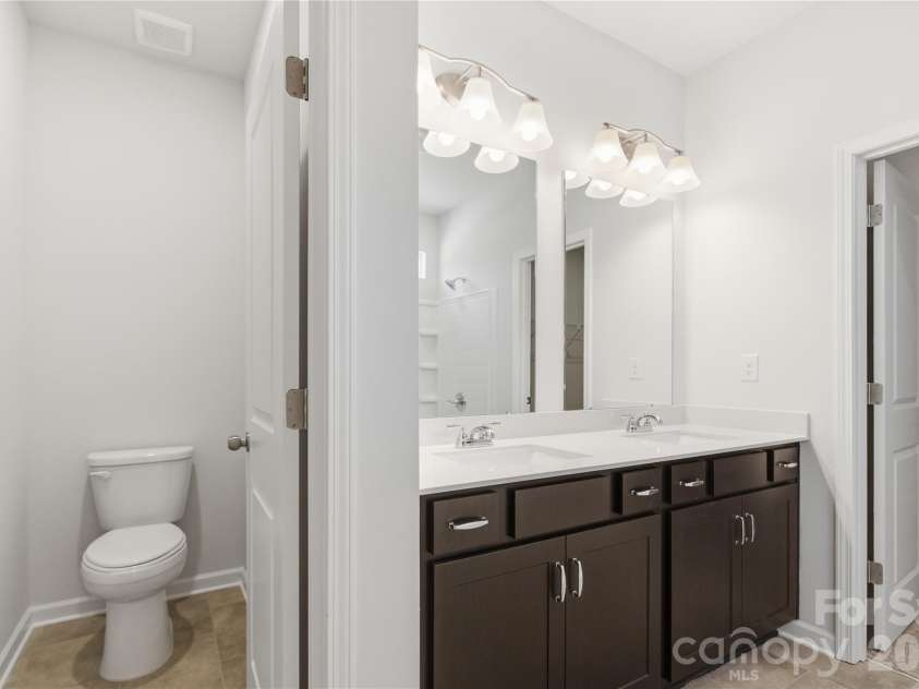 5678 Hagler Loop, Catawba, NC 28609.  MLS# CAR4374584, YatesRealty ID 22598. 