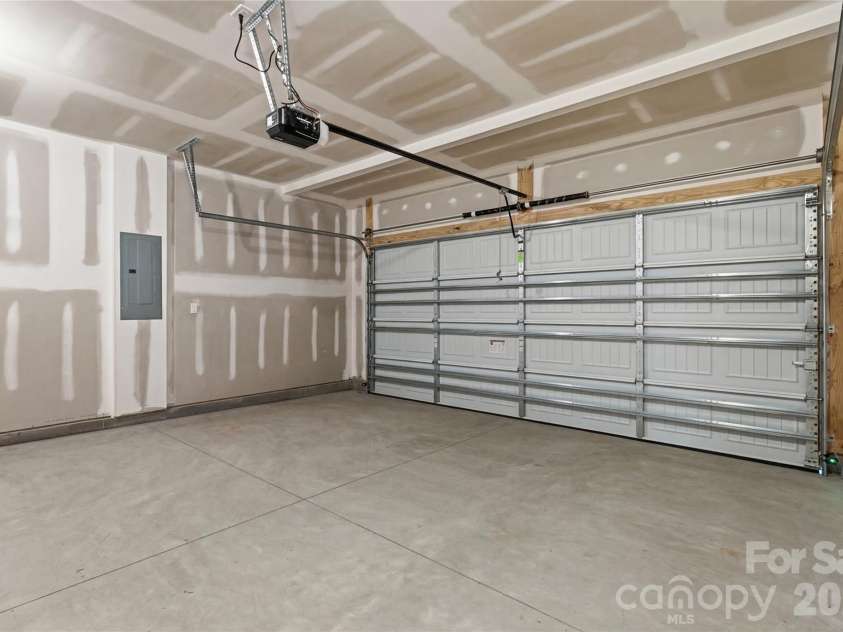 5678 Hagler Loop, Catawba, NC 28609.  MLS# CAR4374584, YatesRealty ID 22598. 
