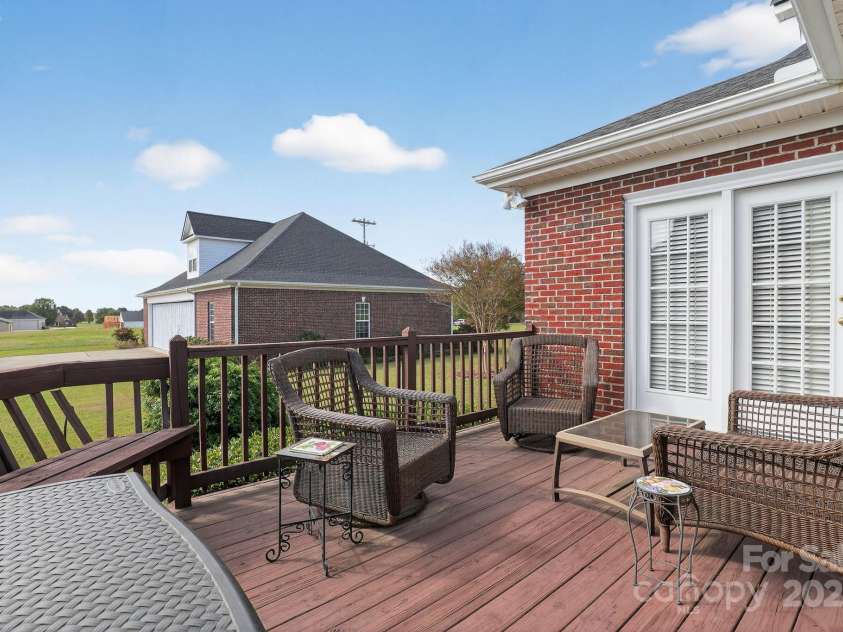 1004 Brockman Road, Greer, SC 29651.  MLS# CAR4312063, YatesRealty ID 226. 1004 - Deck 2