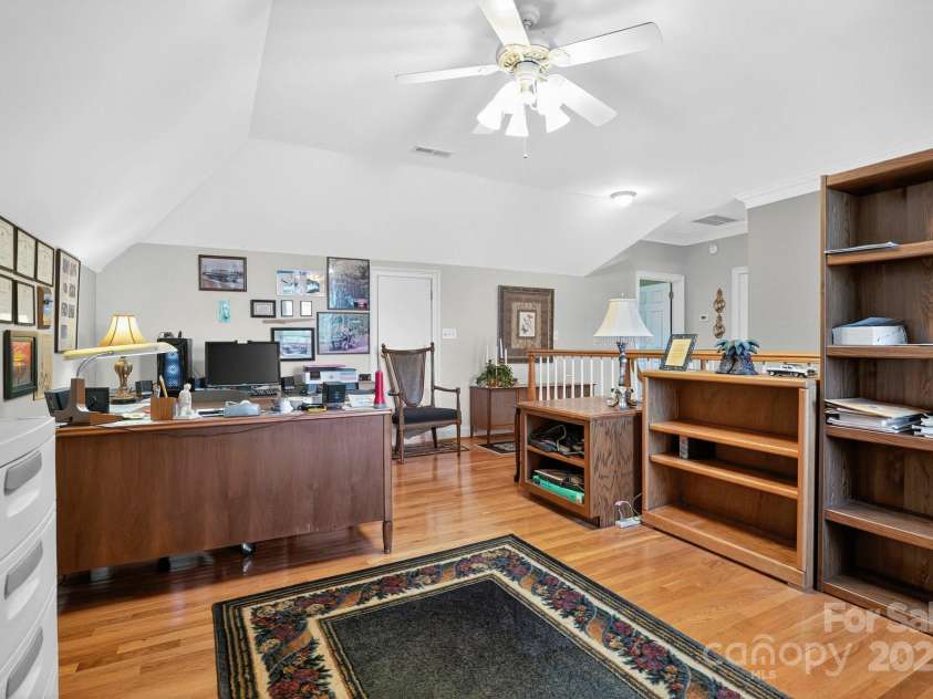 1004 Brockman Road, Greer, SC 29651.  MLS# CAR4312063, YatesRealty ID 226. 1004 - Home Office 1