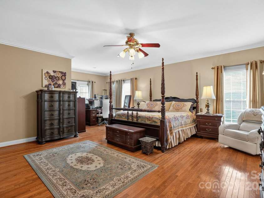 1004 Brockman Road, Greer, SC 29651.  MLS# CAR4312063, YatesRealty ID 226. 1004 - Main Suite 1