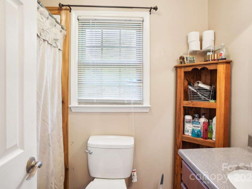 1026 Holly Drive, Gastonia, NC 28054.  MLS# CAR4190173, YatesRealty ID 226. 