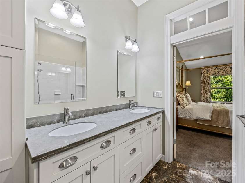 73 Ridgetop Circle, Brevard, NC 28712.  MLS# CAR4307459, YatesRealty ID 226. Upgraded double vanity