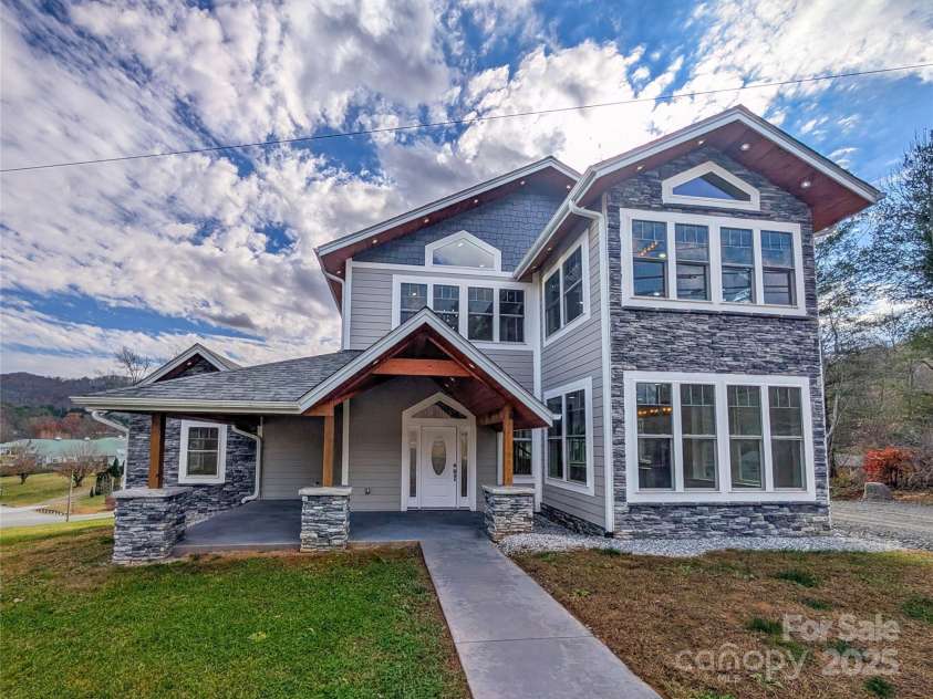 7854 US Highway 19E None, Burnsville, NC 28714.  MLS# CAR4319007, YatesRealty ID 2260. Welcome to 7854 E US Highway 19E! This newly remodeled home is quality built and move-in ready!