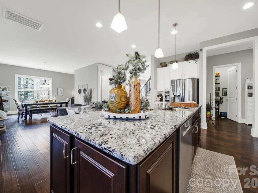 947 Eckerd Drive, Fort Mill, SC 29707.  MLS# CAR4348888, YatesRealty ID 2260. 