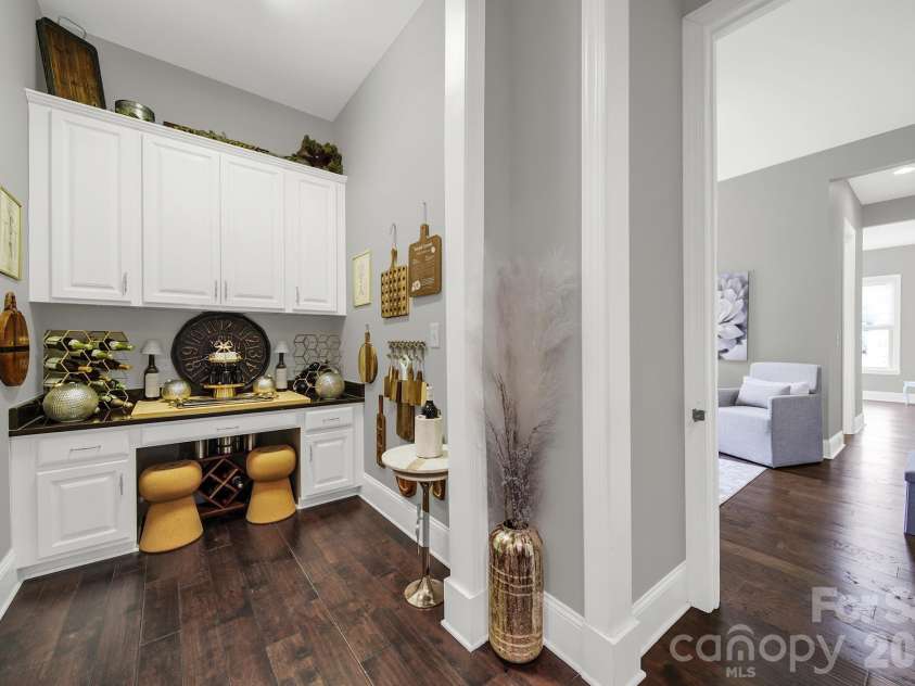947 Eckerd Drive, Fort Mill, SC 29707.  MLS# CAR4348888, YatesRealty ID 2260. 