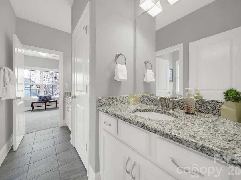 947 Eckerd Drive, Fort Mill, SC 29707.  MLS# CAR4348888, YatesRealty ID 2260. 