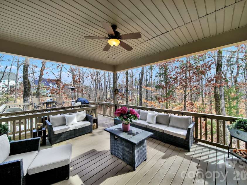 947 Eckerd Drive, Fort Mill, SC 29707.  MLS# CAR4348888, YatesRealty ID 2260. 