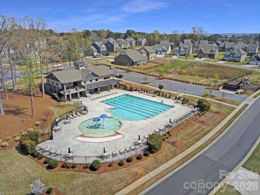 947 Eckerd Drive, Fort Mill, SC 29707.  MLS# CAR4348888, YatesRealty ID 2260. 
