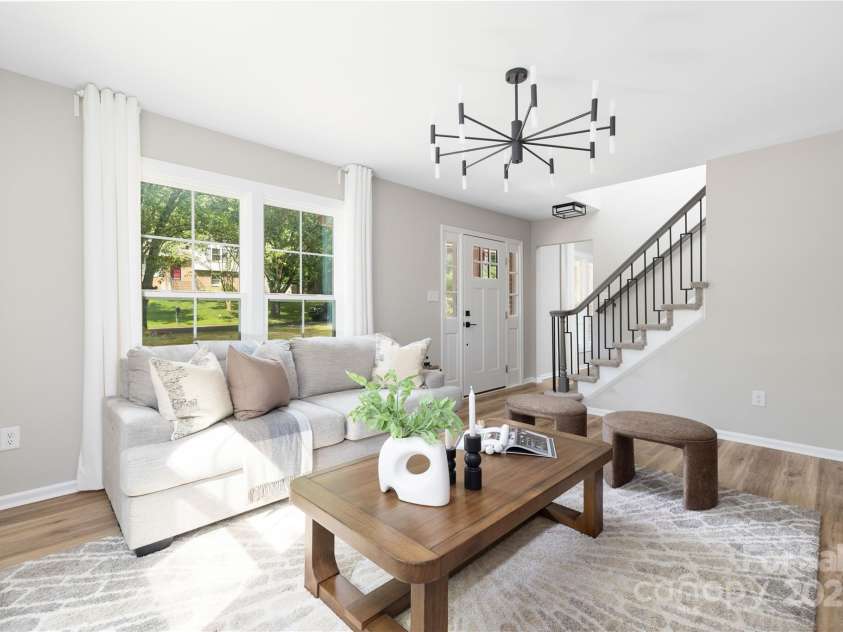 7407 Limerick Drive, Charlotte, NC 28270.  MLS# CAR4274936, YatesRealty ID 22600. 