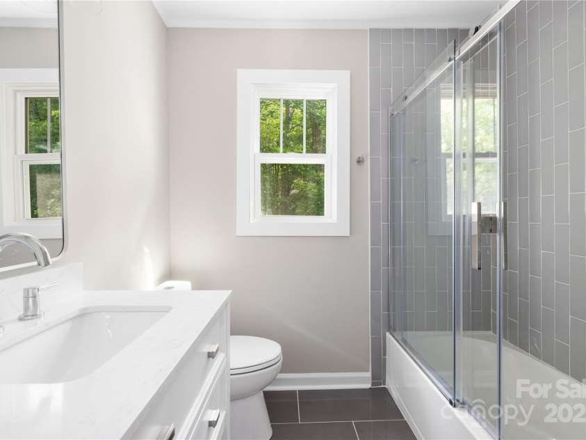 7407 Limerick Drive, Charlotte, NC 28270.  MLS# CAR4274936, YatesRealty ID 22600. 