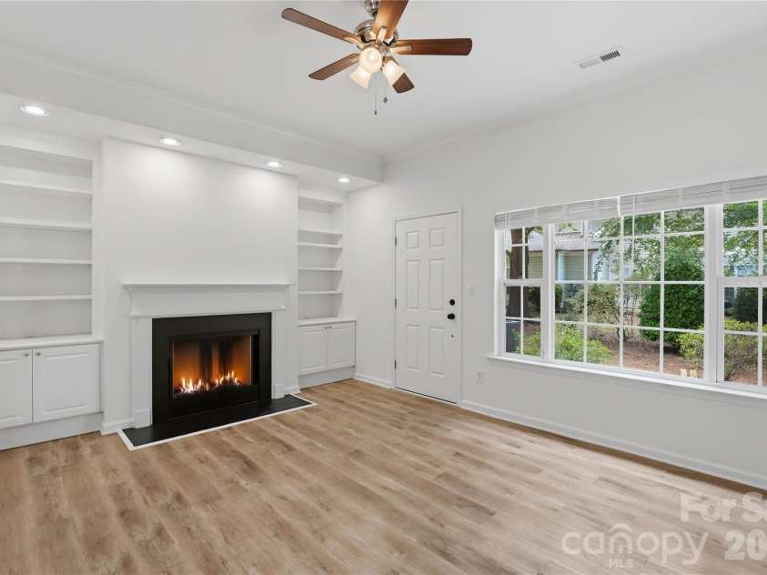 11544 Savannah Creek Drive, Charlotte, NC 28273.  MLS# CAR4376450, YatesRealty ID 22602. 