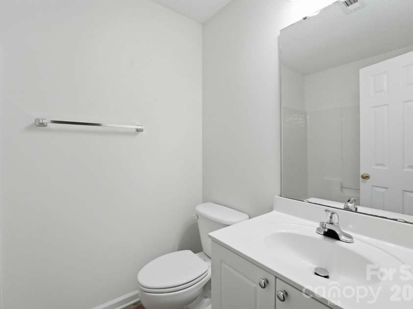 11544 Savannah Creek Drive, Charlotte, NC 28273.  MLS# CAR4376450, YatesRealty ID 22602. 