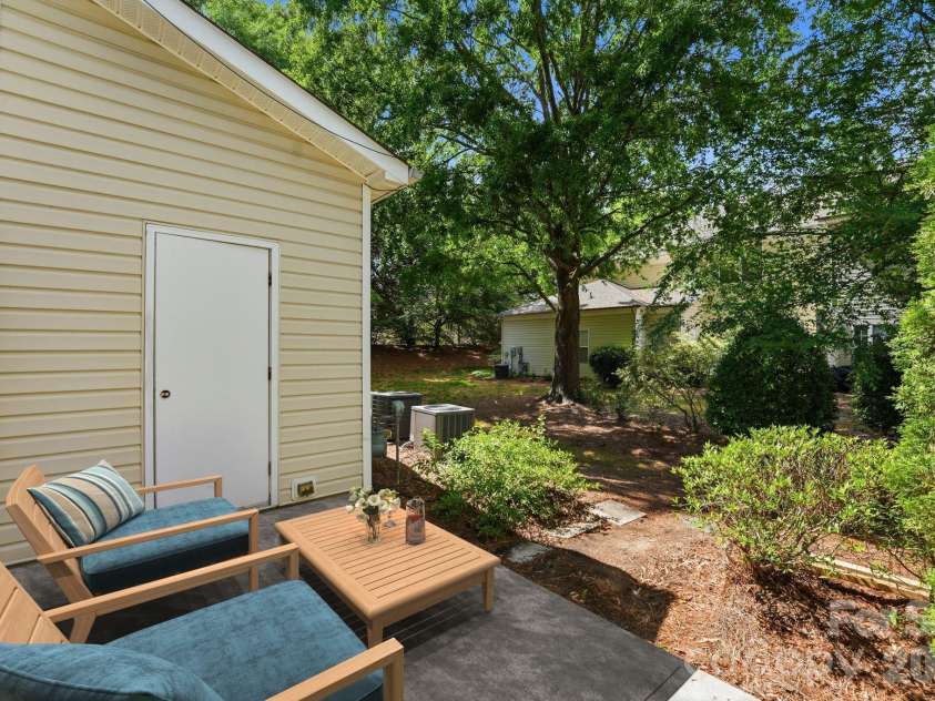 11544 Savannah Creek Drive, Charlotte, NC 28273.  MLS# CAR4376450, YatesRealty ID 22602. 