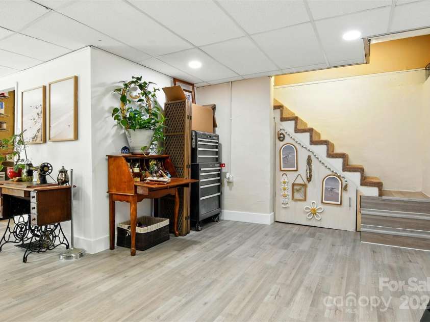 5378 Westwood Drive, Granite Falls, NC 28630.  MLS# CAR4268725, YatesRealty ID 22602. 