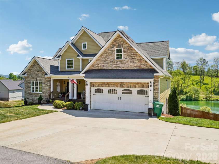 65 Horizon Way, Alexander, NC 28701.  MLS# CAR4376099, YatesRealty ID 22603. 