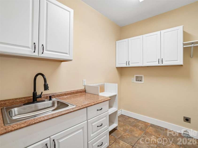 65 Horizon Way, Alexander, NC 28701.  MLS# CAR4376099, YatesRealty ID 22603. 