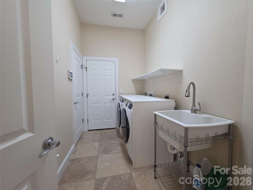 57 Talon Trail Lane, Etowah, NC 28729.  MLS# CAR4376789, YatesRealty ID 22604. 