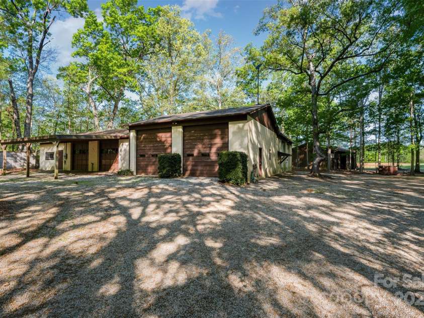 2415 Hargette Road, Monroe, NC 28112.  MLS# CAR4245405, YatesRealty ID 22605. 
