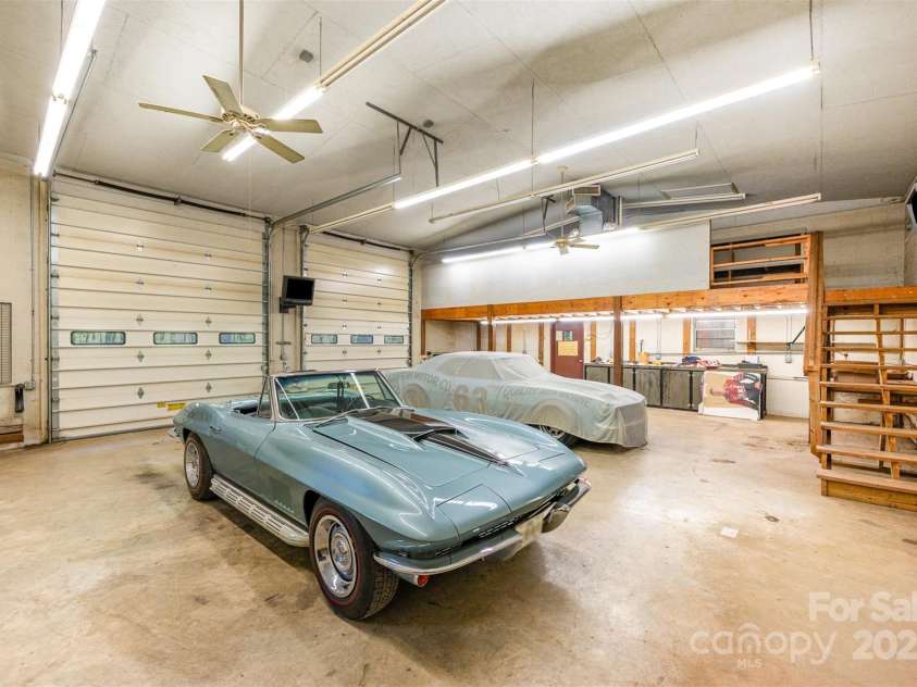2415 Hargette Road, Monroe, NC 28112.  MLS# CAR4245405, YatesRealty ID 22605. 