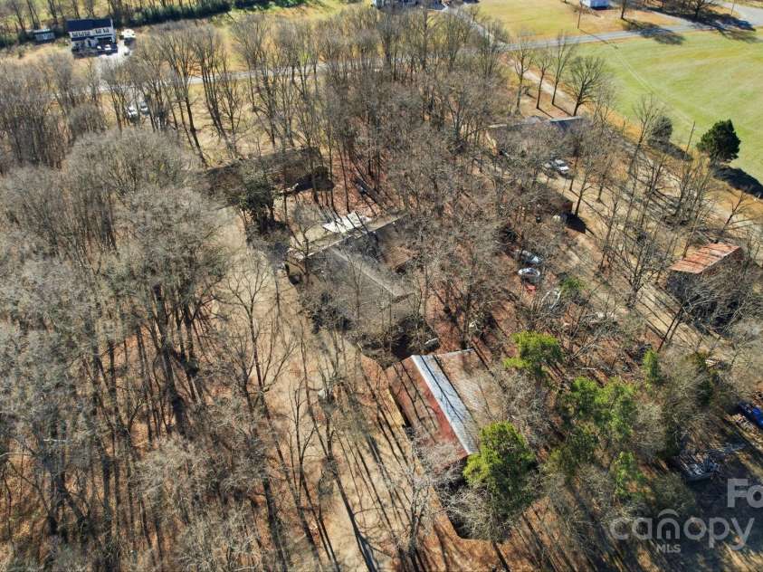 2415 Hargette Road, Monroe, NC 28112.  MLS# CAR4331531, YatesRealty ID 22605. 