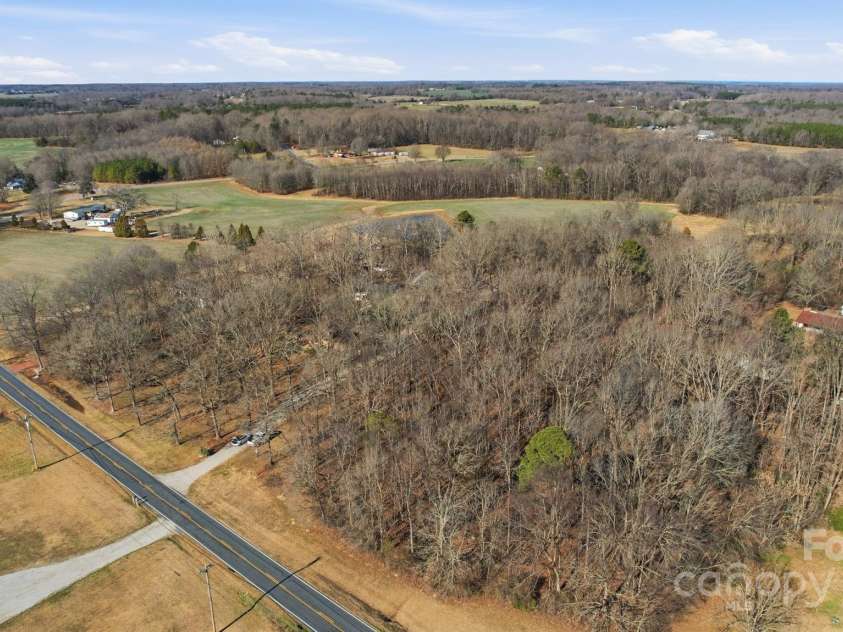 2415 Hargette Road, Monroe, NC 28112.  MLS# CAR4331531, YatesRealty ID 22605. 