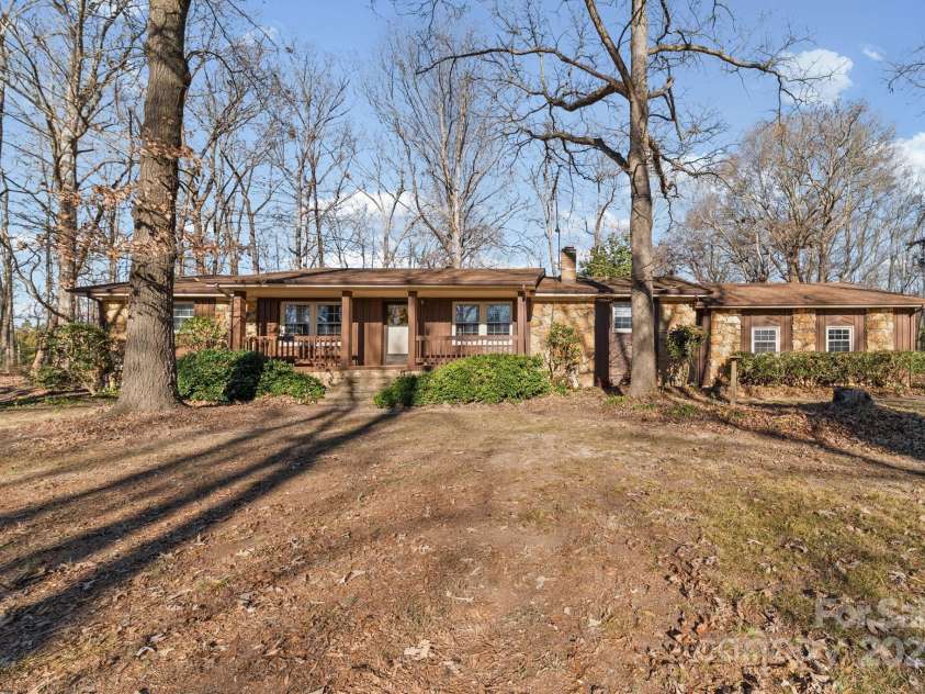 2415 Hargette Road, Monroe, NC 28112.  MLS# CAR4331531, YatesRealty ID 22605. 