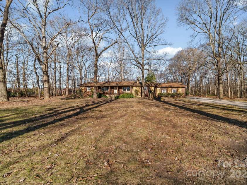 2415 Hargette Road, Monroe, NC 28112.  MLS# CAR4331531, YatesRealty ID 22605. 