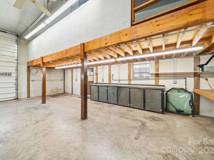 2415 Hargette Road, Monroe, NC 28112.  MLS# CAR4331531, YatesRealty ID 22605. 