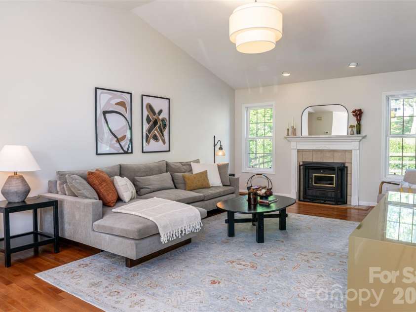 5 Mallory Meadows Court, Arden, NC 28704.  MLS# CAR4374327, YatesRealty ID 22605. 
