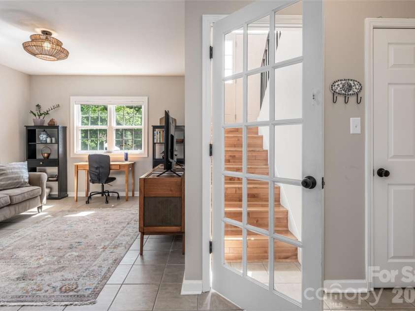 5 Mallory Meadows Court, Arden, NC 28704.  MLS# CAR4374327, YatesRealty ID 22605. 
