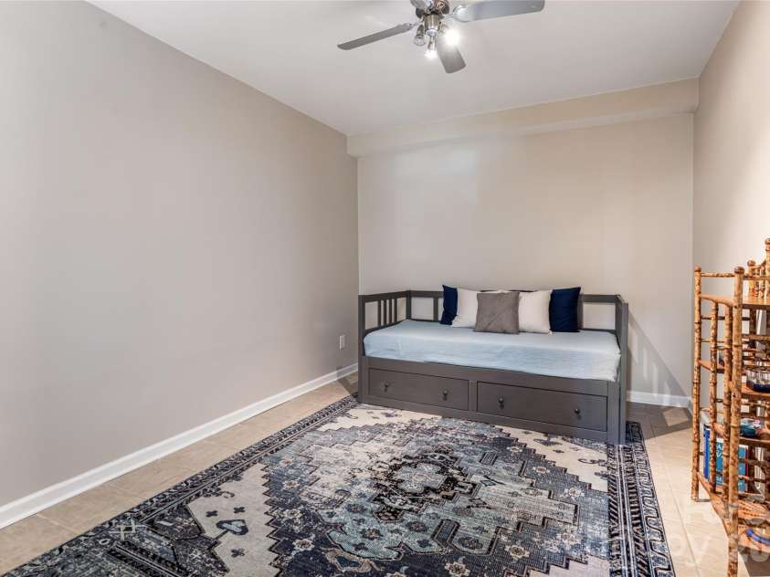 5 Mallory Meadows Court, Arden, NC 28704.  MLS# CAR4374327, YatesRealty ID 22605. 