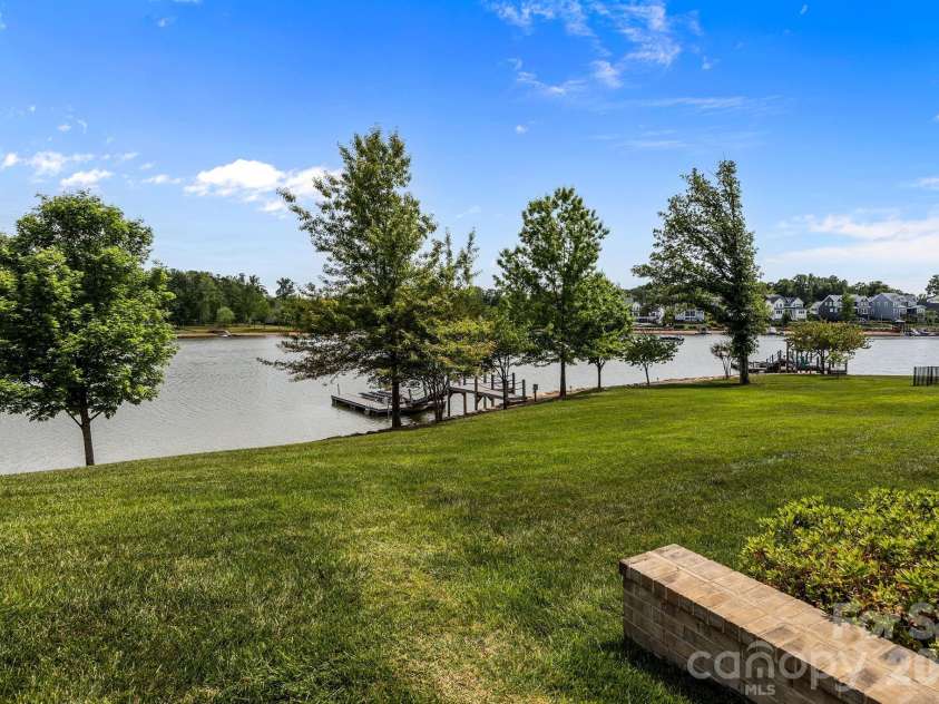 122 Sisters Cove Court, Mooresville, NC 28117.  MLS# CAR4368583, YatesRealty ID 22607. Backyard