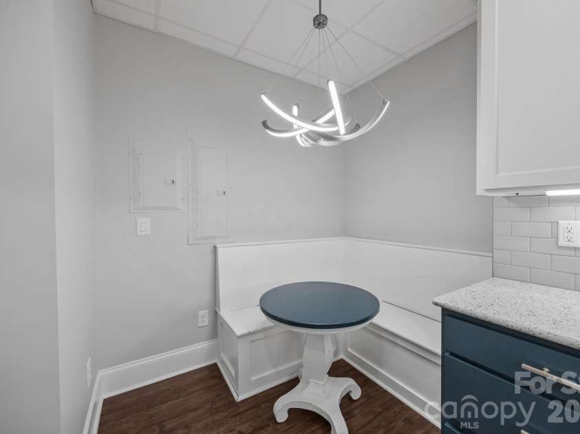 122 Sisters Cove Court, Mooresville, NC 28117.  MLS# CAR4368583, YatesRealty ID 22607. Craft Room