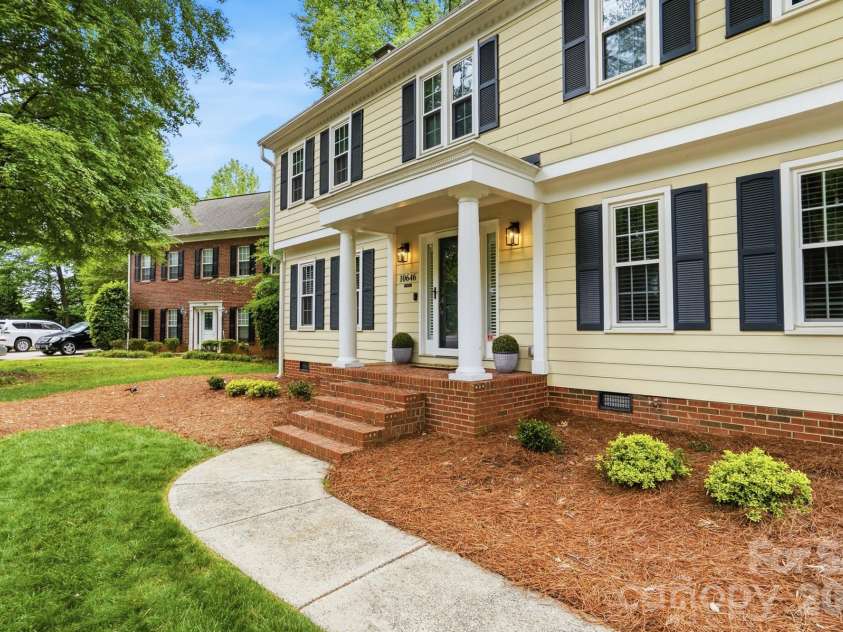 10646 Hall Drive, Charlotte, NC 28270.  MLS# CAR4370034, YatesRealty ID 22609. 