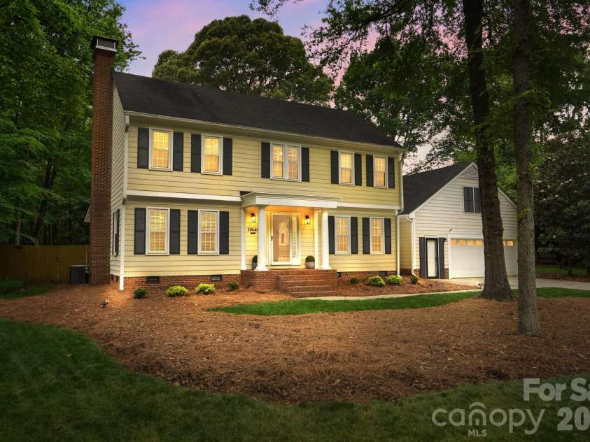 10646 Hall Drive, Charlotte, NC 28270.  MLS# CAR4370034, YatesRealty ID 22609. 