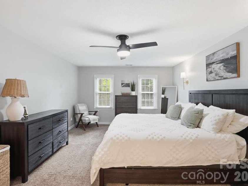 10646 Hall Drive, Charlotte, NC 28270.  MLS# CAR4370034, YatesRealty ID 22609. 