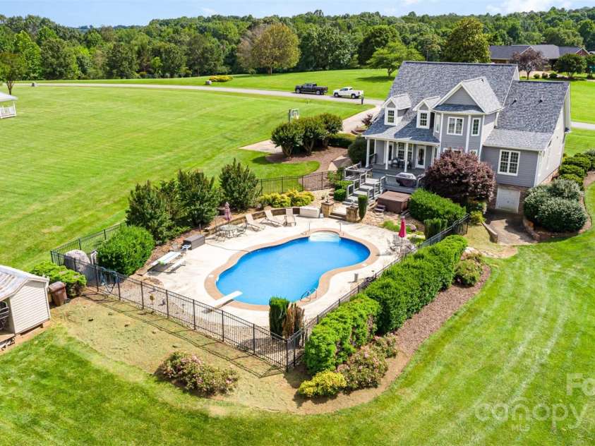 3068 Green Acres Lane, Claremont, NC 28610.  MLS# CAR4270534, YatesRealty ID 22609. 