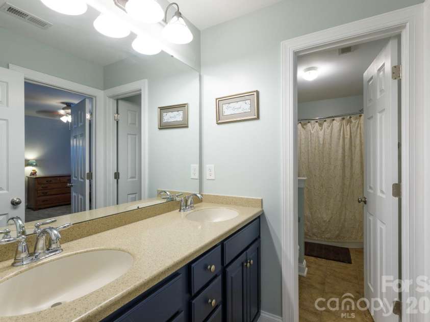 4017 Sandy Trail, Fort Mill, SC 29707.  MLS# CAR4378374, YatesRealty ID 22610. 